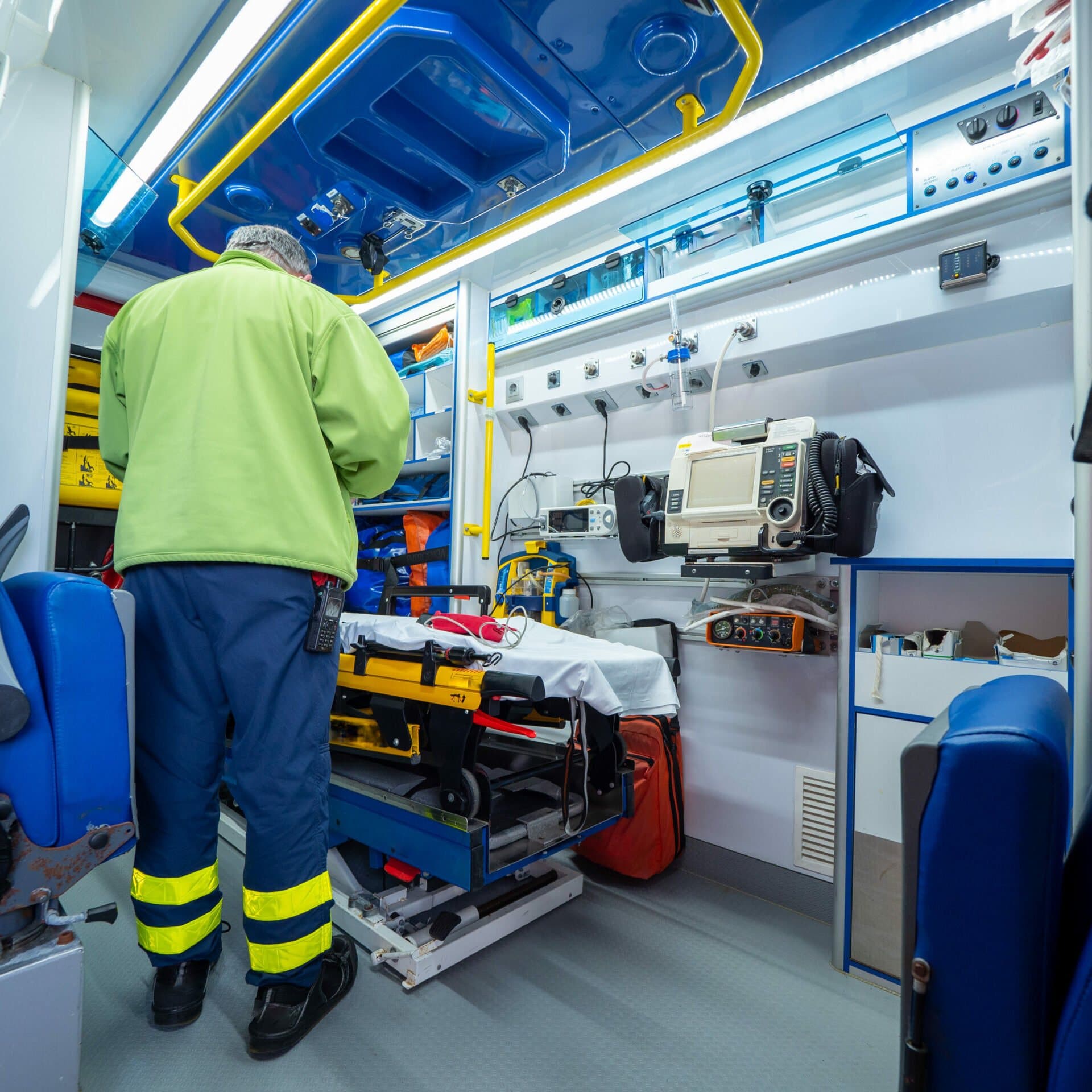 Intérieur équipé d'une ambulance